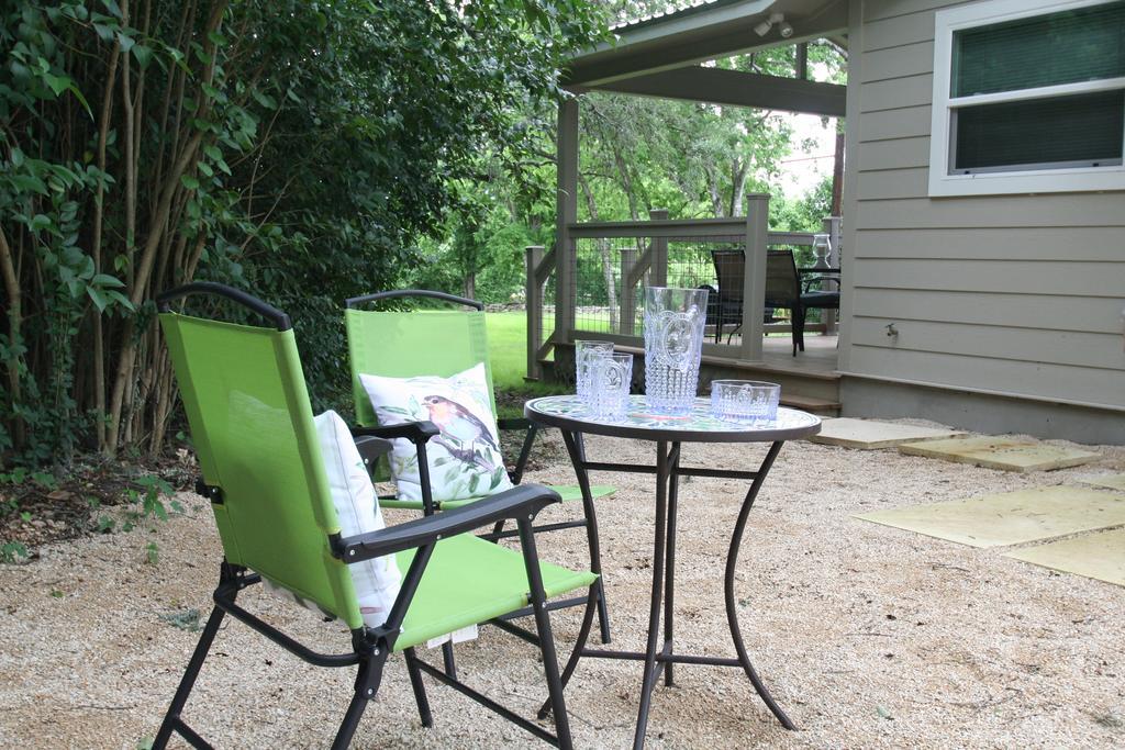 Bear Creek Cottage Manchaca エクステリア 写真