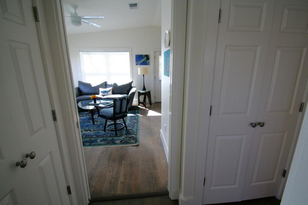 Bear Creek Cottage Manchaca エクステリア 写真