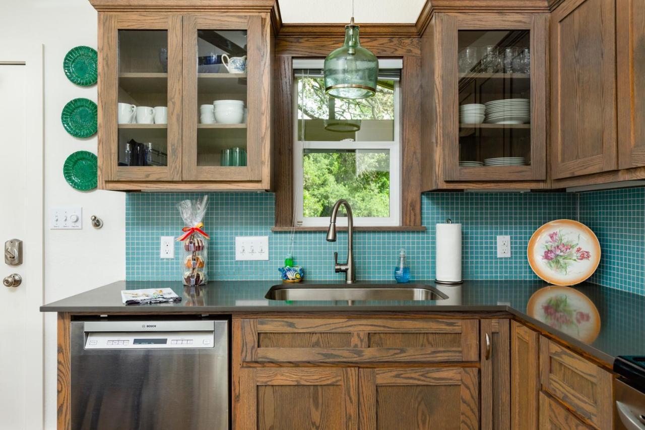 Bear Creek Cottage Manchaca エクステリア 写真