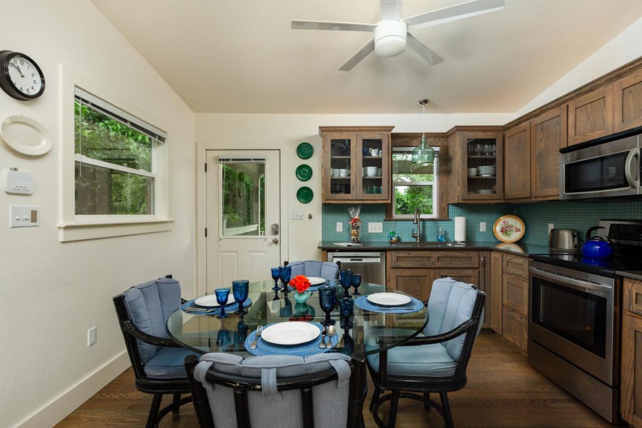 Bear Creek Cottage Manchaca エクステリア 写真