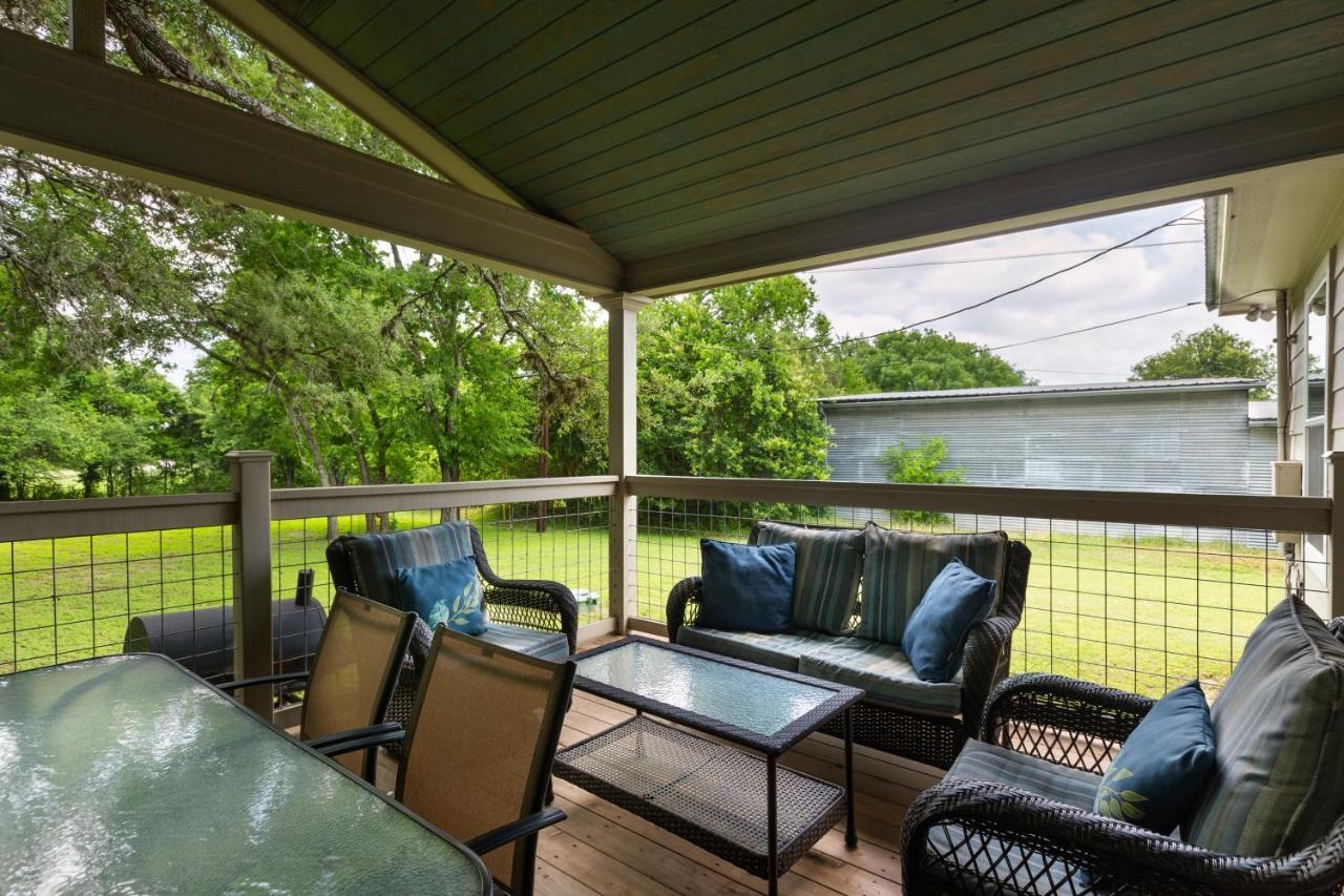 Bear Creek Cottage Manchaca エクステリア 写真